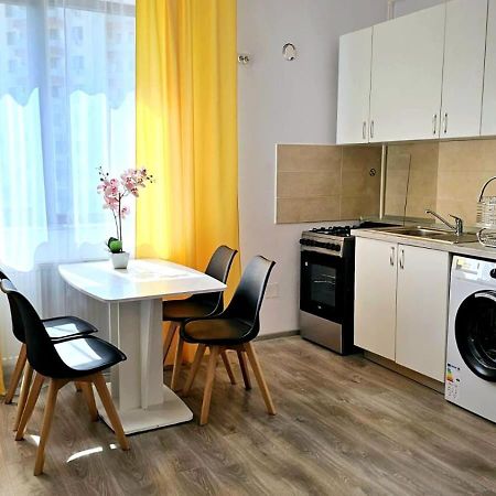 Evelyn Modern Apartment Near Palas Yaş Dış mekan fotoğraf