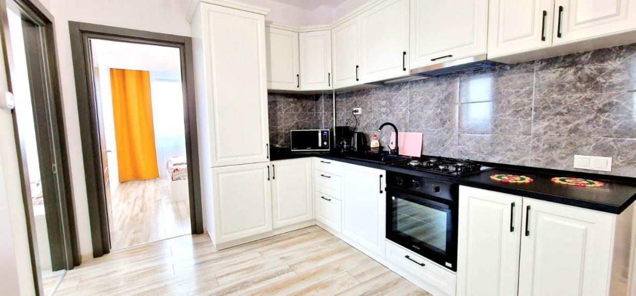 Evelyn Modern Apartment Near Palas Yaş Dış mekan fotoğraf